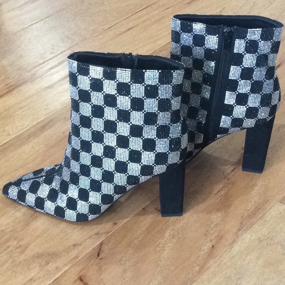 Wild Pair Checkered Boots - Picture 2 of 10